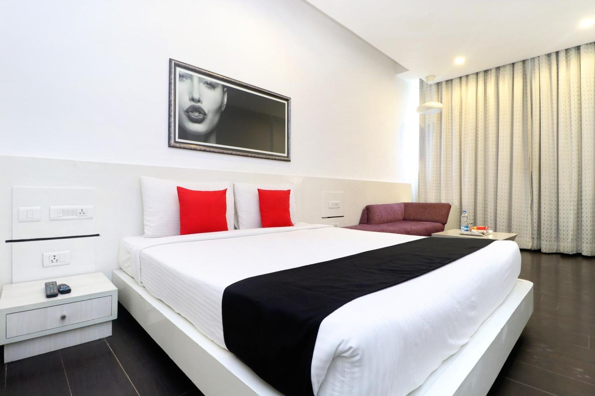 The Toy Hotel Chandigarh Exterior photo