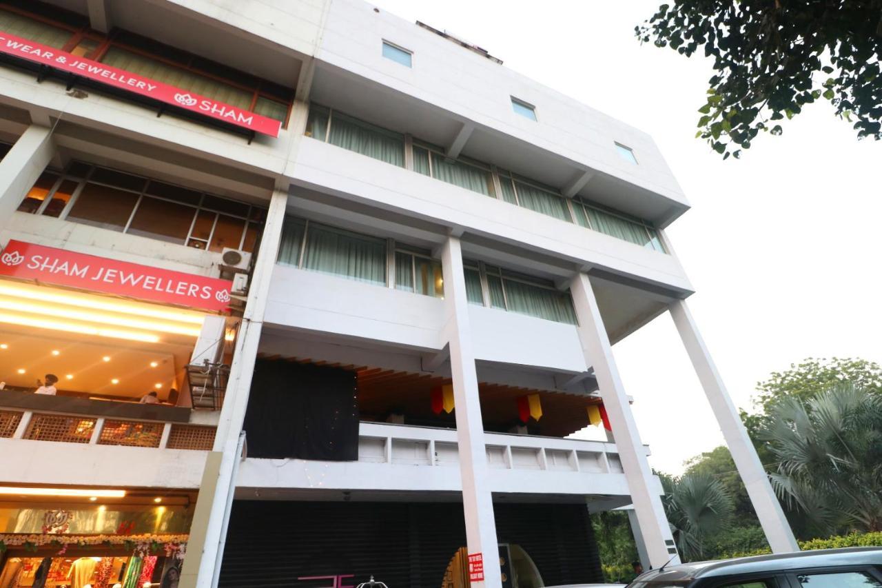The Toy Hotel Chandigarh Exterior photo