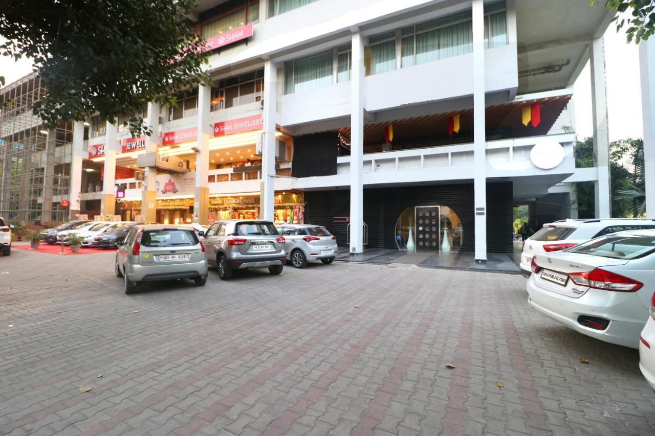 The Toy Hotel Chandigarh Exterior photo